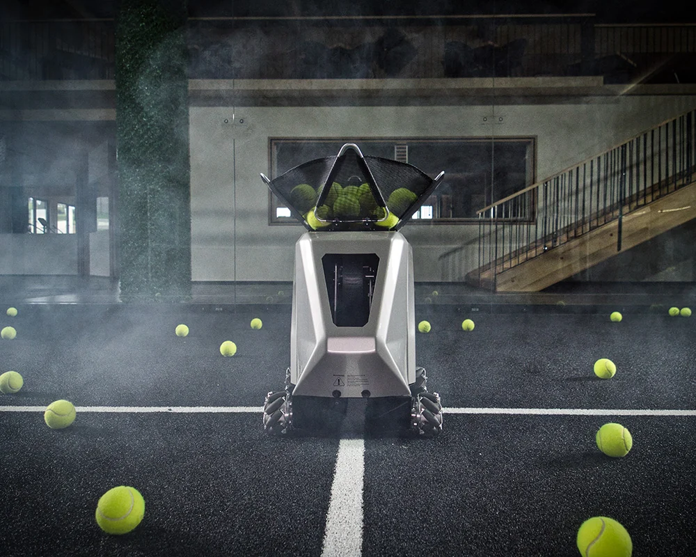 Sportbot Padel Moving Ball Launcher